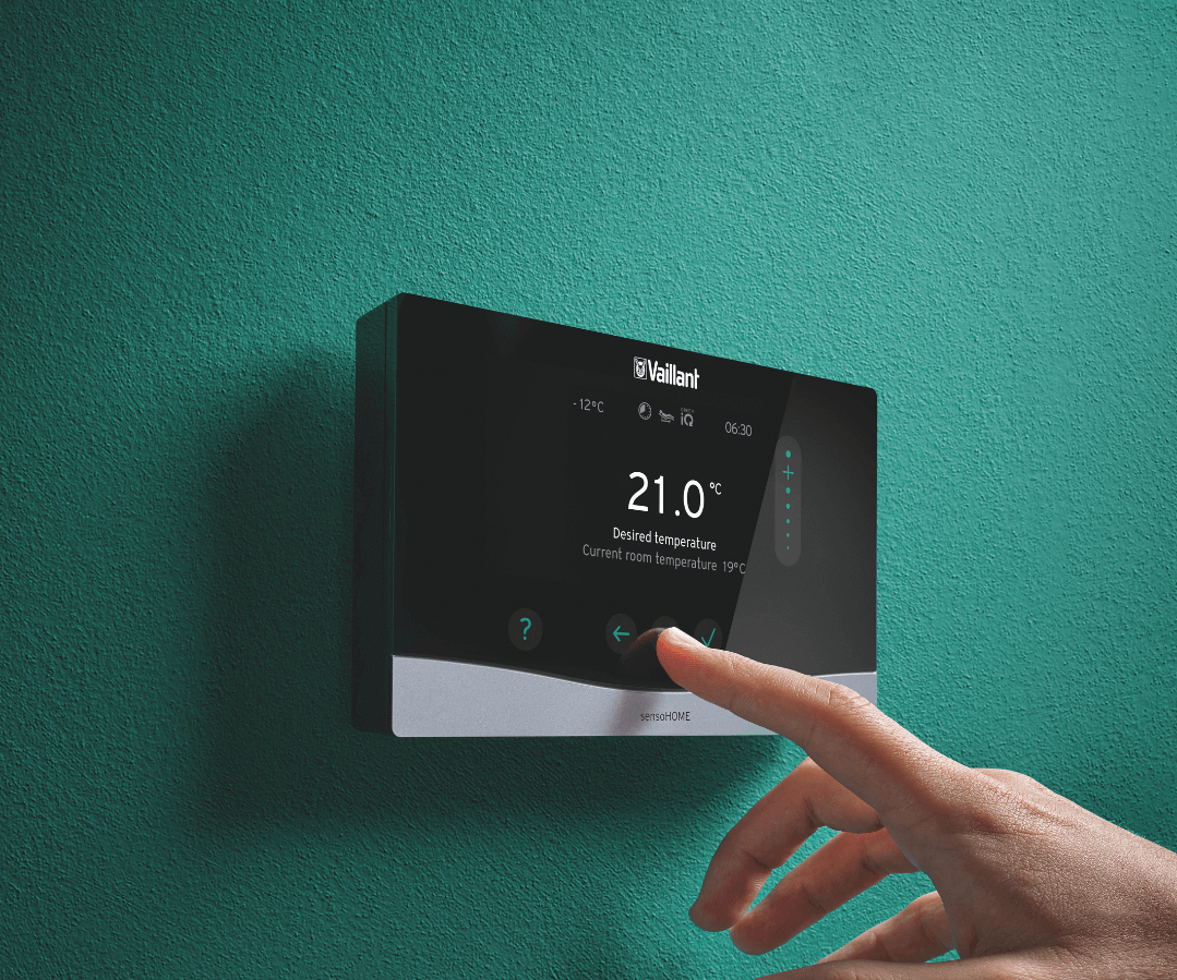 Air Source Heat Pump_4 Vaillant Heat Pump controllers Sensocomfort.png