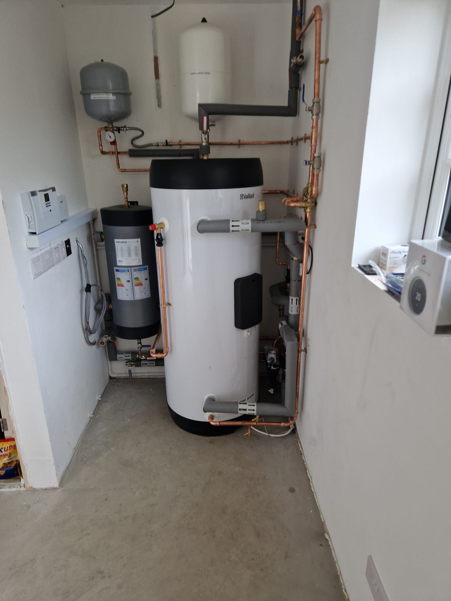 Vaillant aroTHERM plus 7kW plant room.jpeg